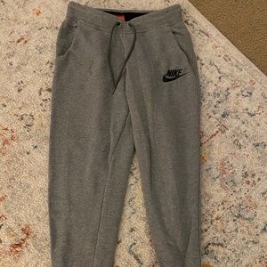 nike jogger sweatpants